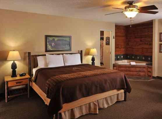 Boarders Inn & Suites By Cobblestone Hotels In Waukon Zewnętrze zdjęcie